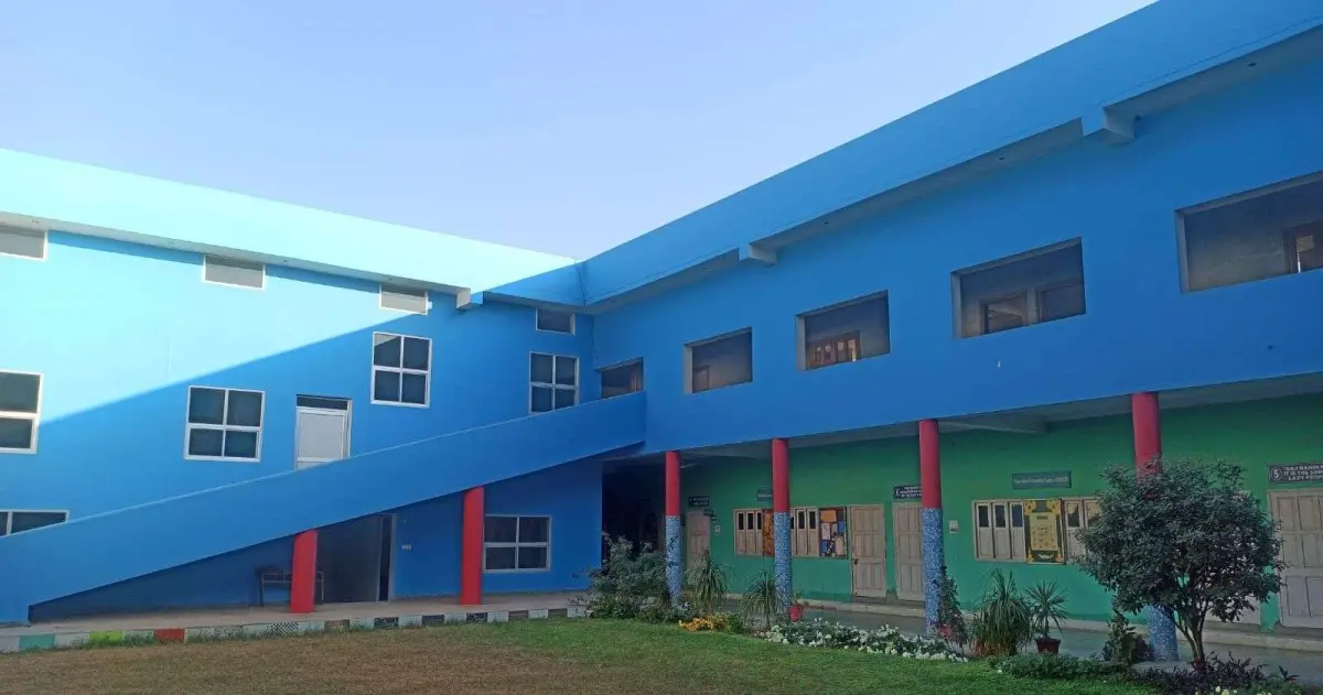 A Safe, Smart & Successful Journey for Girls