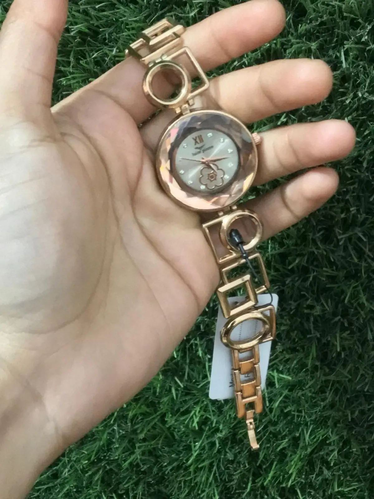 "Trendy Daily Wear Ladies Watch"